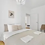 Lägenhet Spacious Waterfront With Marina And Sea View *