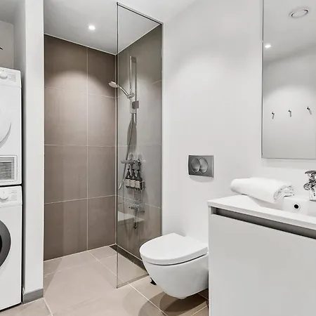 公寓 Spacious Waterfront With Marina And Sea View *