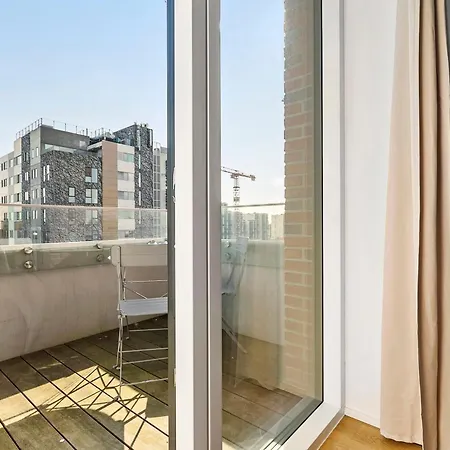 Spacious Waterfront With Marina And Sea View *