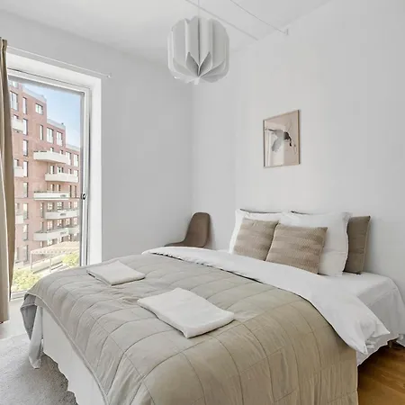 Spacious Waterfront With Marina And Sea View 公寓 Århus